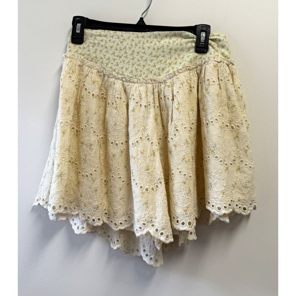Free People Ivory Floral Eyelet Embroidered Mini Skirt Lined Size M